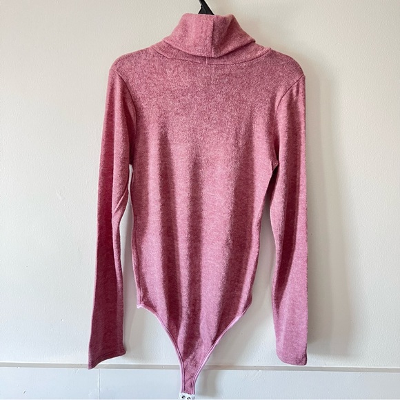 BUNDLE OF 3 shirts in Camouflage, dusty pink, gray, Short Sleeve Tee Shirts - Picture 9 of 9